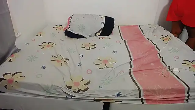 dayanasanz online show from March 12, 9:35 pm