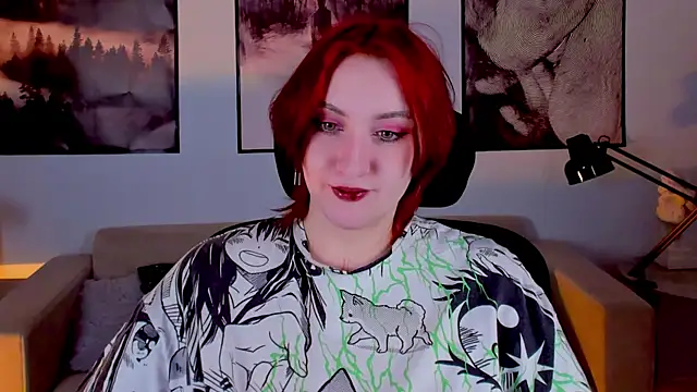 Snapshot of AsheLucker chatting on December 14, 2:56 am AsheLucker online show from December 14, 2:56 am