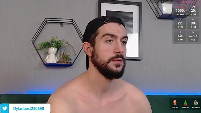 Snapshot of Dylan_Best chatting on December 16, 8:41 am Dylan Best online show from December 16, 8:41 am