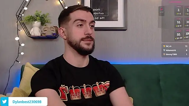 Snapshot of Dylan_Best chatting on December 26, 7:27 pm Dylan Best online show from December 26, 7:27 pm