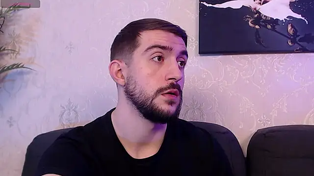 Snapshot of Dylan_Best chatting on February 6, 11:58 pm Dylan Best online show from February 6, 11:58 pm