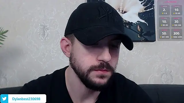 Snapshot of Dylan_Best chatting on February 14, 6:23 am Dylan Best online show from February 14, 6:23 am
