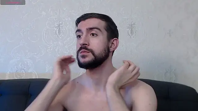 Snapshot of Dylan_Best chatting on March 5, 3:29 am Dylan Best online show from March 5, 3:29 am