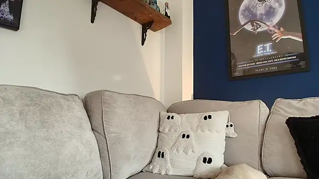 short sweetpea online show from October 9, 8:34 am