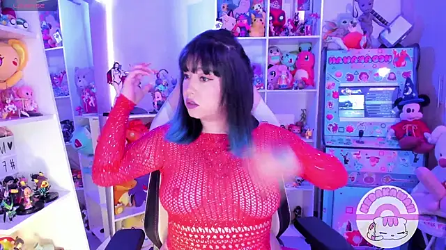 Snapshot of meda_kawaii_ chatting on December 2, 10:23 pm meda kawaii online show from December 2, 10:23 pm