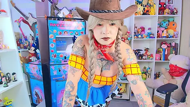 Snapshot of meda_kawaii_ chatting on October 2, 9:55 pm meda kawaii online show from October 2, 9:55 pm