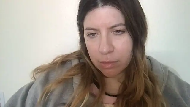 Snapshot of HYPHYtype chatting on January 23, 6:56 pm HYPHYtype online show from January 23, 6:56 pm