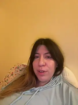 Snapshot of HYPHYtype chatting on March 18, 7:41 am HYPHYtype online show from March 18, 7:41 am