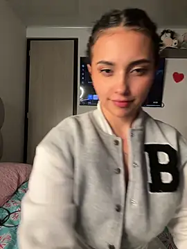 Lucy Marin online show from March 12, 11:33 pm