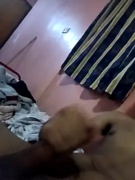 Snapshot of riggijaviersalas chatting on October 28, 6:32 pm riggijaviersalas online show from October 28, 6:32 pm