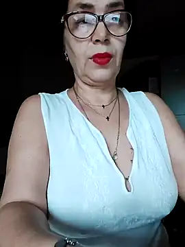 Snapshot of Love_Tina56 chatting on September 12, 4:56 am Love Tina56 online show from September 12, 4:56 am