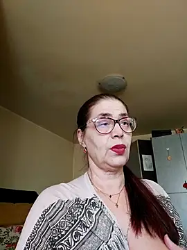 Snapshot of Love_Tina56 chatting on September 19, 5:09 am Love Tina56 online show from September 19, 5:09 am