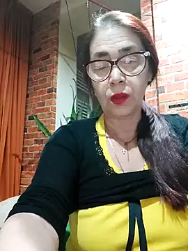 Snapshot of Love_Tina56 chatting on September 29, 3:11 am Love Tina56 online show from September 29, 3:11 am