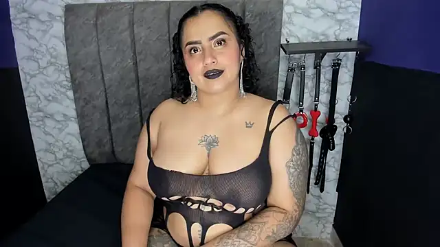 Snapshot of CelestteSweett chatting on January 17, 4:17 am CelestteSweett online show from January 17, 4:17 am