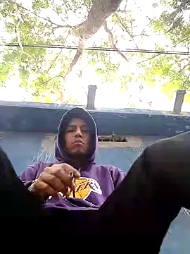 Snapshot of AlexAlejandro13 chatting on January 1, 10:03 pm AlexAlejandro13 online show from January 1, 10:03 pm