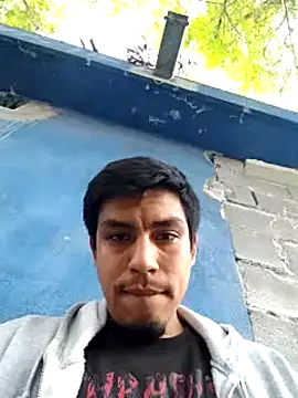 Snapshot of AlexAlejandro13 chatting on February 6, 11:58 pm AlexAlejandro13 online show from February 6, 11:58 pm