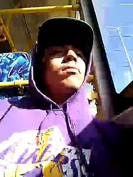 Snapshot of AlexAlejandro13 chatting on November 2, 3:36 pm AlexAlejandro13 online show from November 2, 3:36 pm