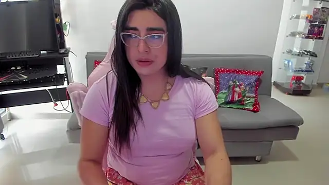 Khalifa Gold online show from January 10, 8:10 pm