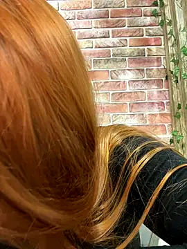 Snapshot of CandyShoopp chatting on November 4, 7:35 pm CandyShoopp online show from November 4, 7:35 pm