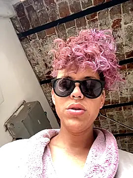 Snapshot of Alicbranca chatting on September 21, 7:37 pm Alicbranca online show from September 21, 7:37 pm