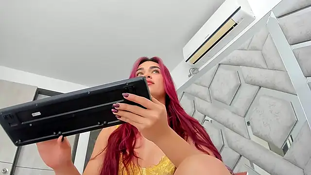 alexandra fire69x online show from May 22, 2:44 pm