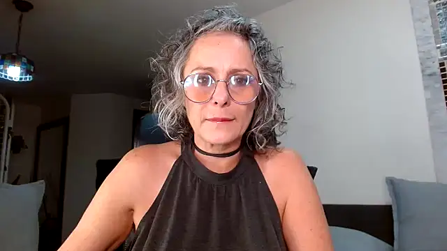 Pinkboobie online show from December 3, 6:49 pm