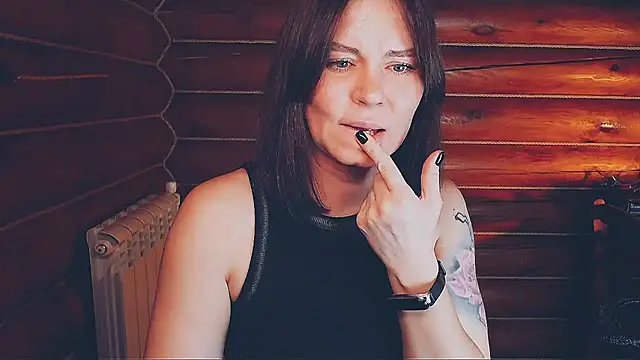 Snapshot of Platina_Fox chatting on December 15, 7:12 am Platina Fox online show from December 15, 7:12 am