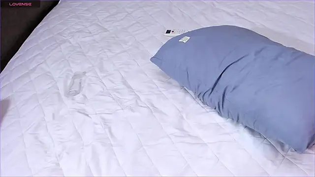 Snapshot of mira_lei chatting on February 4, 11:05 am mira lei online show from February 4, 11:05 am