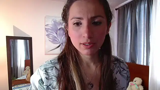 vanessabrown  online show from February 1, 3:07 pm