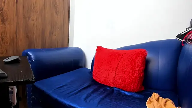 Mature Skinny online show from October 14, 12:28 pm