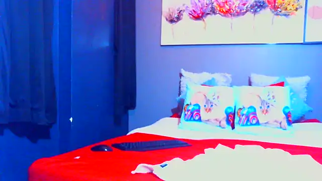 Snapshot of PearlSexxy69 chatting on February 19, 4:12 am PearlSexxy69 online show from February 19, 4:12 am