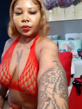Snapshot of PearlSexxy69 chatting on February 21, 11:22 am PearlSexxy69 online show from February 21, 11:22 am