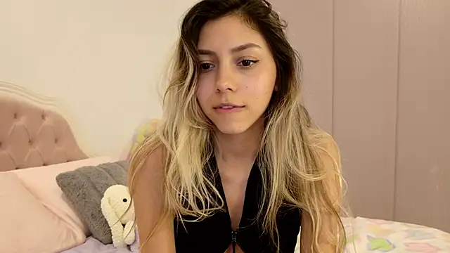 Sensualtease online show from February 14, 4:58 am