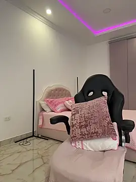 Sensualtease online show from March 6, 11:12 pm