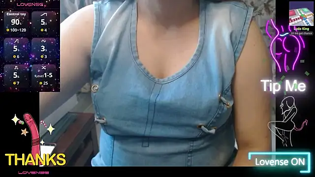 Snapshot of Star-Night chatting on September 10, 11:21 am Star-Night online show from September 10, 11:21 am