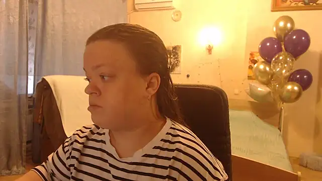 Janiffer MiMi online show from December 18, 5:59 am