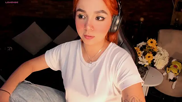 GiaBrooksX online show from November 9, 6:23 am