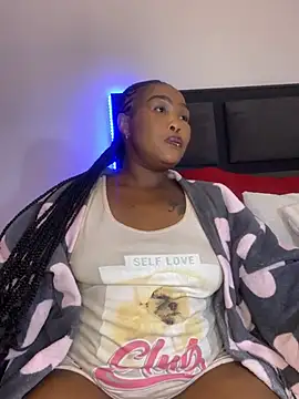 Snapshot of BADFATASS85 chatting on February 21, 12:38 am BADFATASS85 online show from February 21, 12:38 am