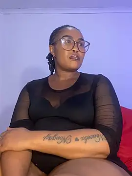 Snapshot of BADFATASS85 chatting on March 5, 11:38 pm BADFATASS85 online show from March 5, 11:38 pm