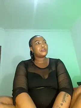 Snapshot of BADFATASS85 chatting on March 6, 8:05 pm BADFATASS85 online show from March 6, 8:05 pm