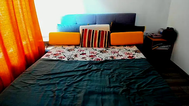 Snapshot of pinupmod chatting on November 1, 10:50 am pinupmod online show from November 1, 10:50 am