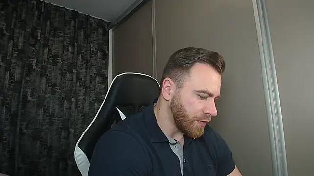 Thori92 online show from March 8, 6:16 pm