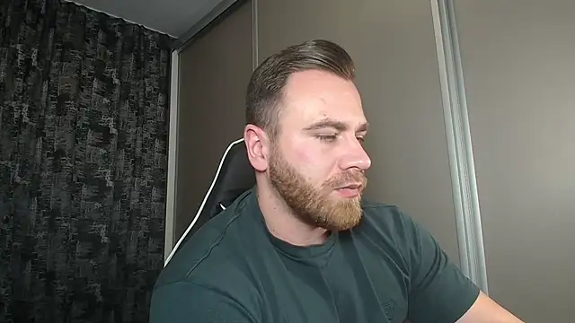 Thori92 online show from March 10, 8:01 pm