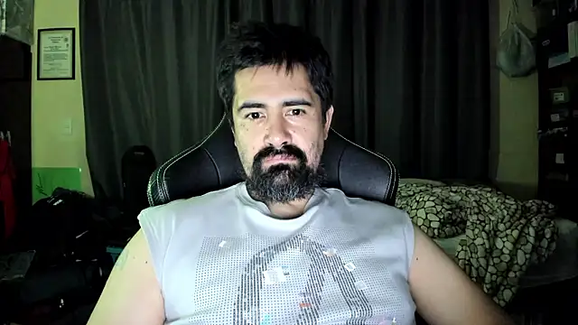 Snapshot of VonDoomdelToro chatting on November 6, 9:10 am VonDoomdelToro online show from November 6, 9:10 am