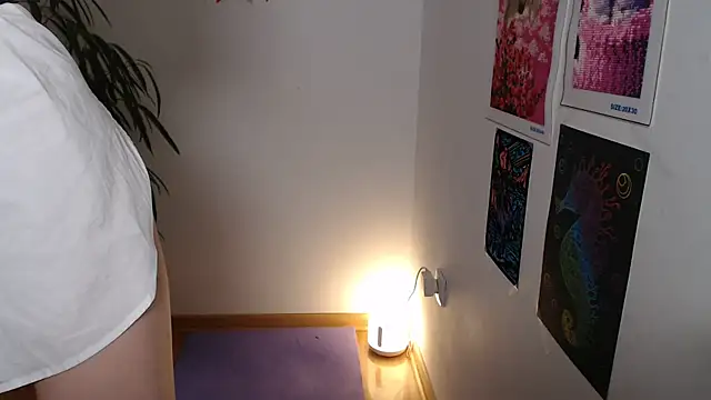 Michelle Melnss online show from December 7, 7:27 am