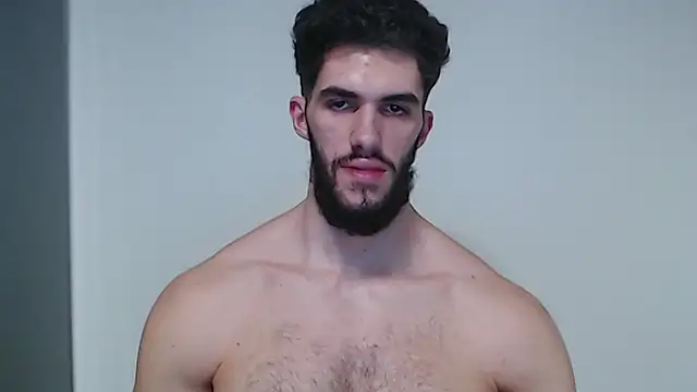 Snapshot of hiddenf chatting on January 14, 1:26 am hiddenf online show from January 14, 1:26 am