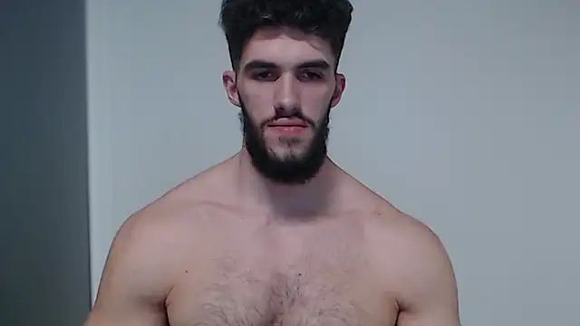 Snapshot of hiddenf chatting on February 5, 5:09 pm hiddenf online show from February 5, 5:09 pm