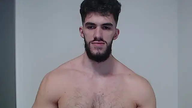 Snapshot of hiddenf chatting on February 11, 8:31 pm hiddenf online show from February 11, 8:31 pm