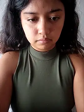 Peach Girll online show from March 8, 5:01 pm