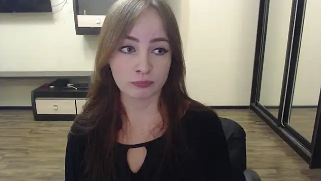 Snapshot of Laralianna chatting on December 10, 6:38 pm Laralianna online show from December 10, 6:38 pm